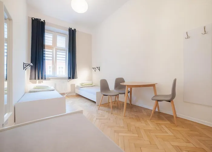 Hostal Dizzy Daisy *