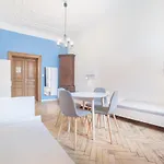 Dizzy Daisy Hostel